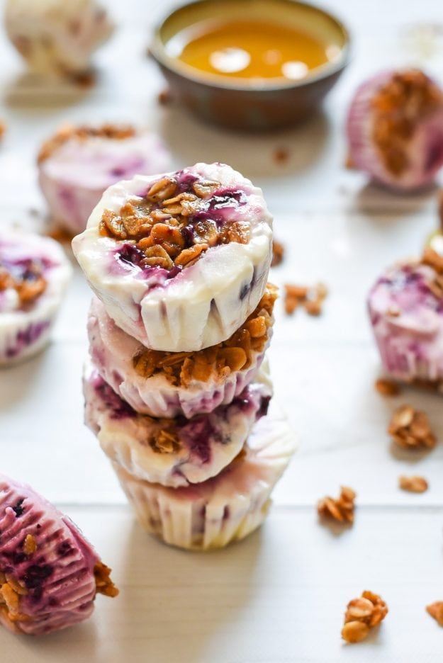Frozen Yogurt Granola Bites